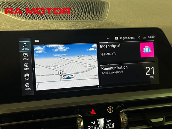 BMW 330e 20 of 27