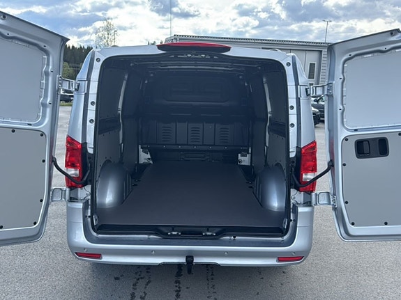 Mercedes-Benz Vito 119 7 of 13