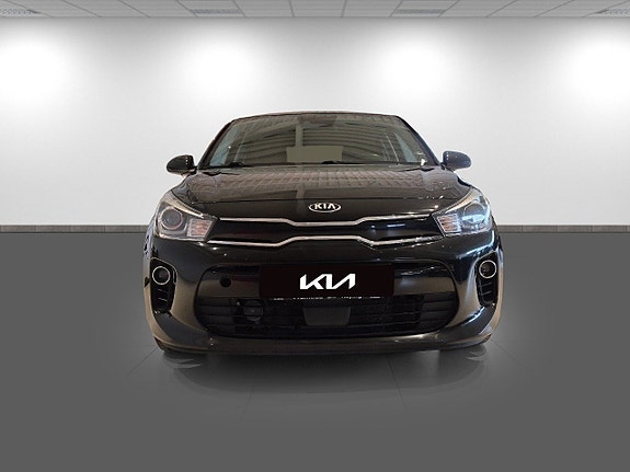 Kia Rio 2 of 5