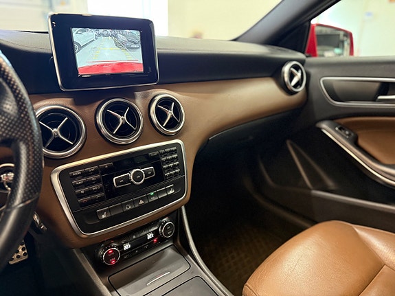 Mercedes-Benz A180 18 of 18