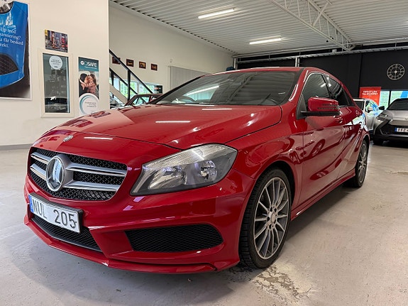 Mercedes-Benz A180 2 of 5