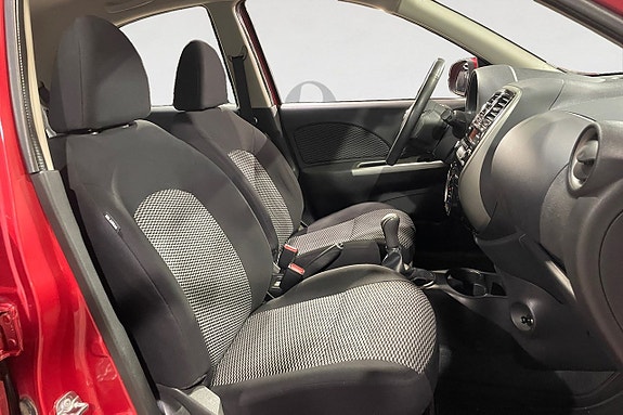 Nissan Micra 15 of 17