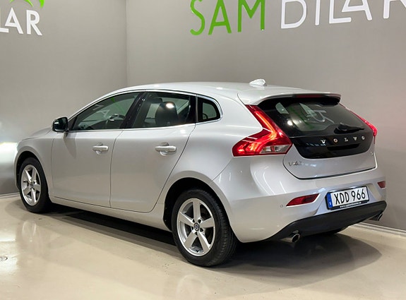 Volvo V40 5 of 5