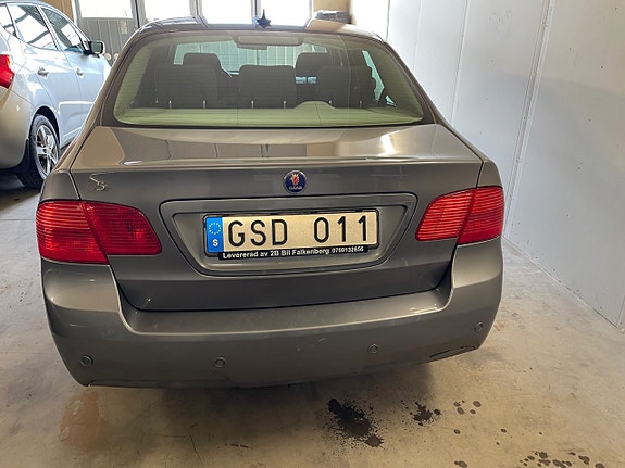 Saab 9-5 4 of 5