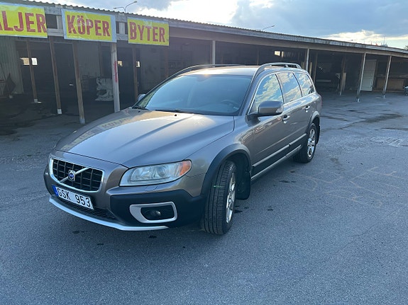 Volvo XC70 11 of 30