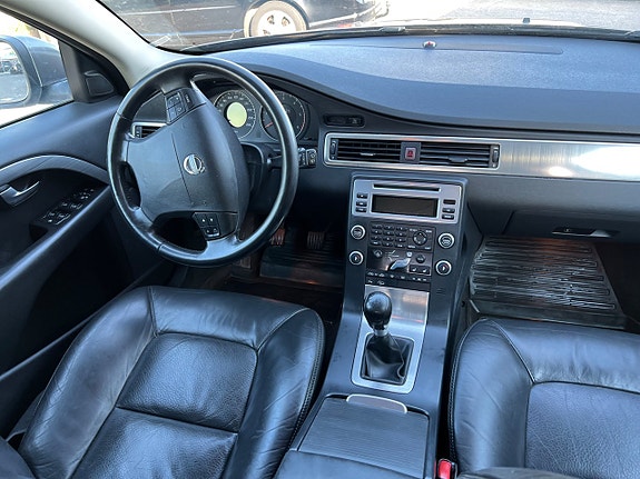 Volvo XC70 5 of 5