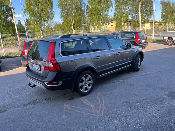 Volvo XC70 10 of 30