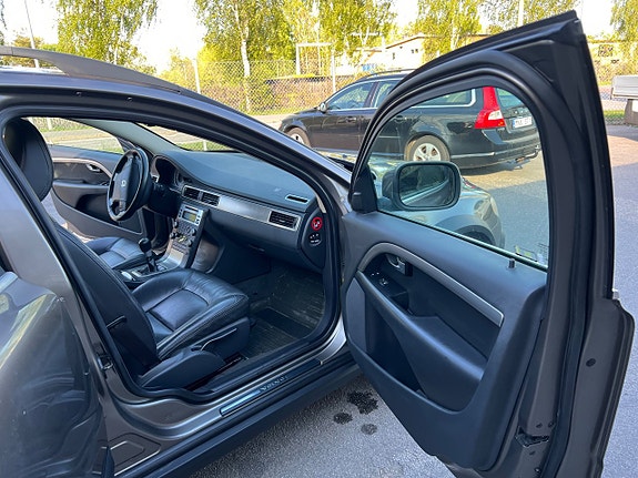 Volvo XC70 21 of 30