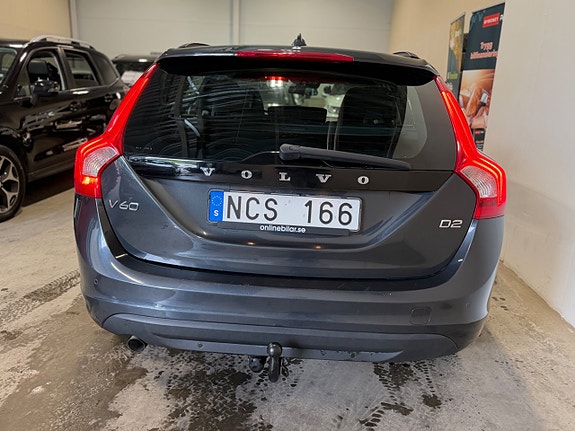 Volvo V60 7 of 19