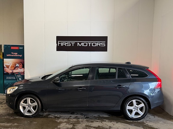 Volvo V60 3 of 5