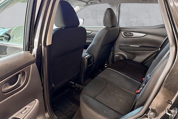 Nissan Qashqai 15 of 17
