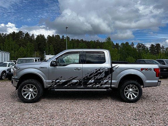 Ford F-150 4 of 5