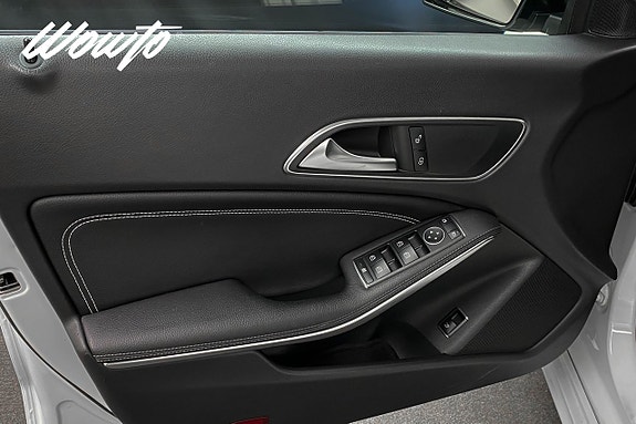 Mercedes-Benz CLA220 d 9 of 19