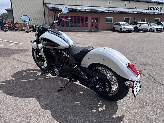 Indian Scout Classic Ltd+Tech Ghost White Metallic 4 of 7