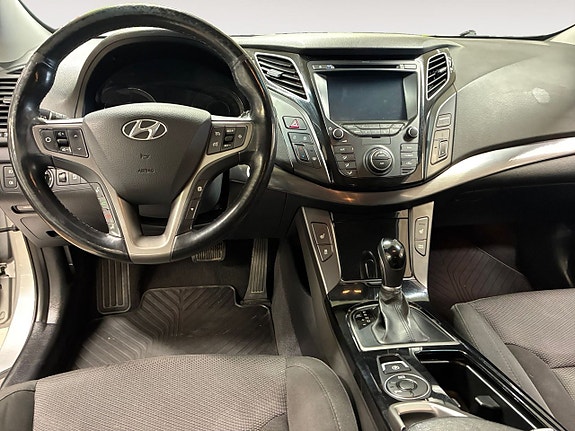 Hyundai i40 10 of 24