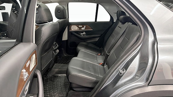 Mercedes-Benz GLE350 de 5 of 5