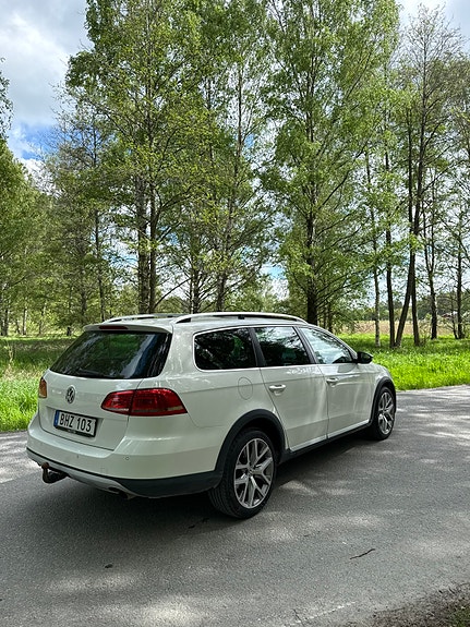 Volkswagen Passat Alltrack 5 of 5
