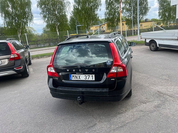 Volvo V70 18 of 26