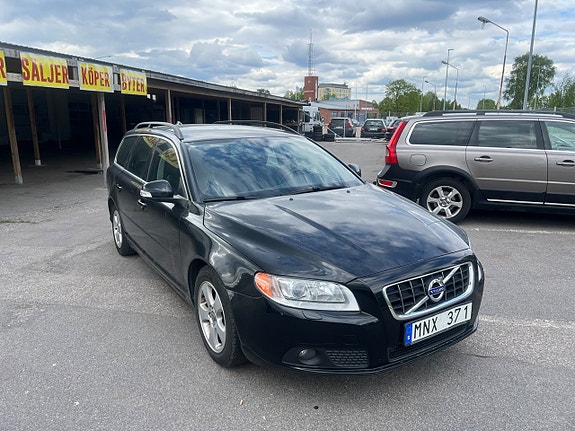 Volvo V70 19 of 26