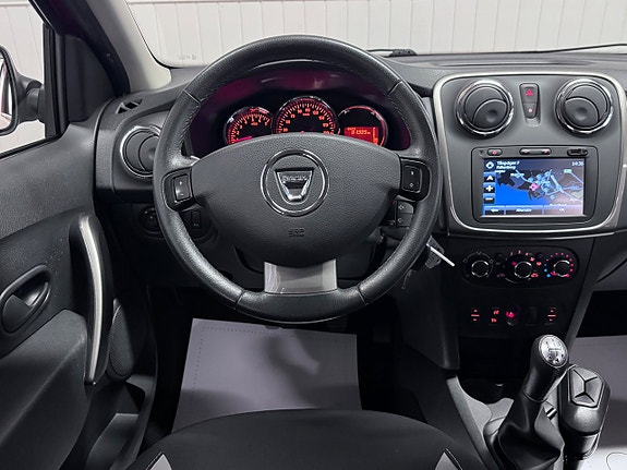 Dacia Sandero Stepway 17 of 25