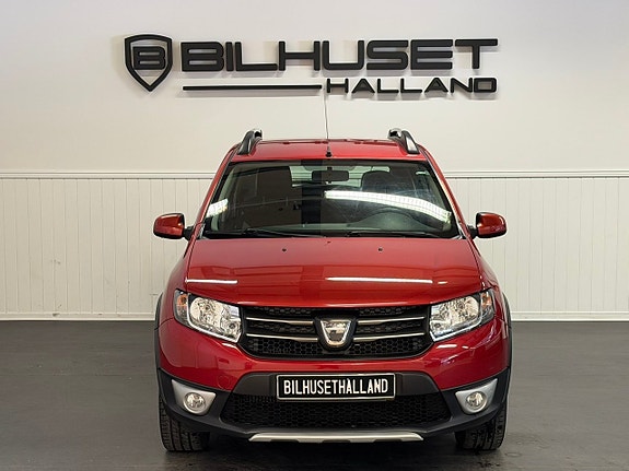 Dacia Sandero Stepway 2 of 5