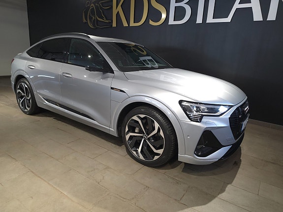 Audi e-tron Sportback 6 of 16