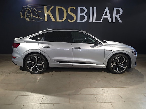 Audi e-tron Sportback 4 of 5