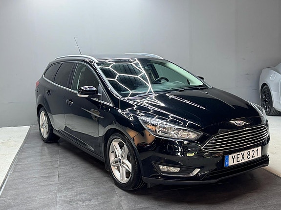 Ford Focus 2 of 16