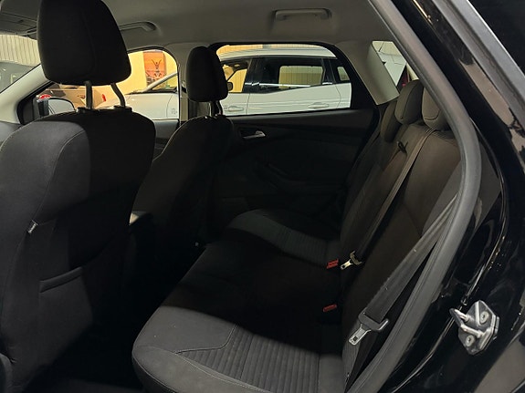 Ford Focus 16 of 16