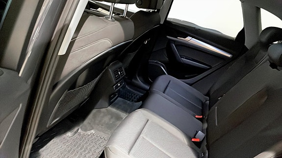 Audi Q5 11 of 13
