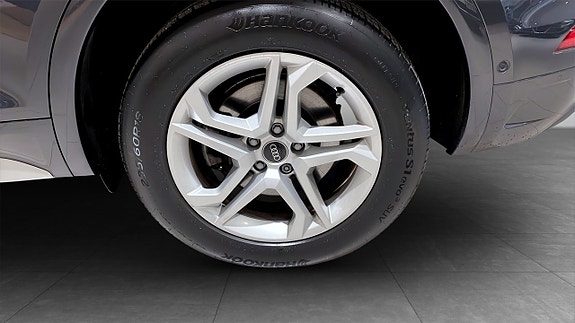 Audi Q5 6 of 13