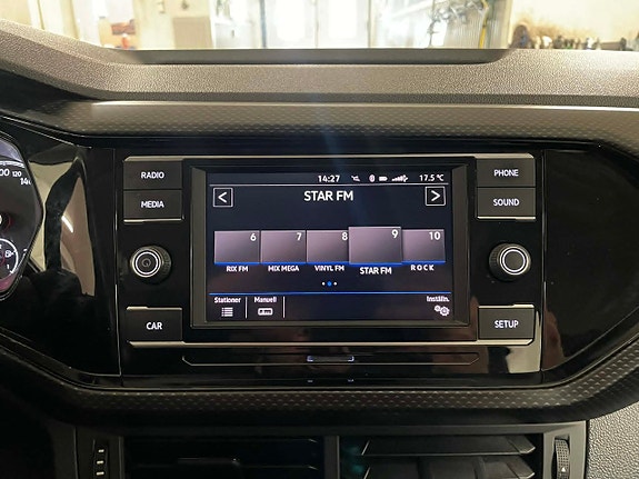 Volkswagen T-Cross 16 of 19