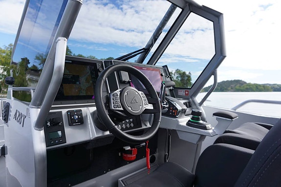 VÄRLDSPREMIÄR!, Anytec A28-T, Mercury V10 425 6 of 12