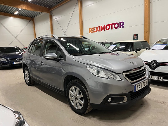 Peugeot 2008 2 of 5