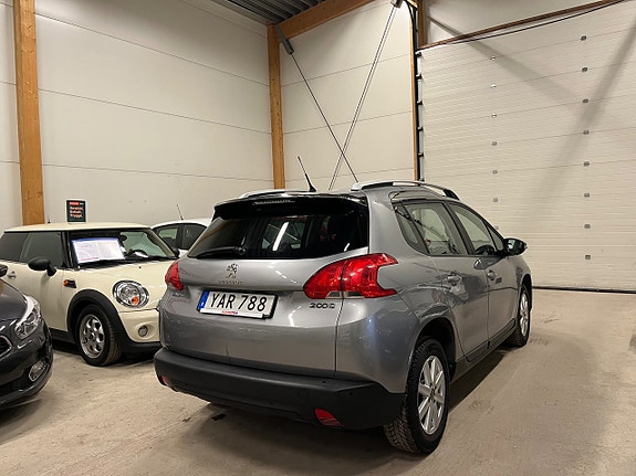 Peugeot 2008 3 of 5