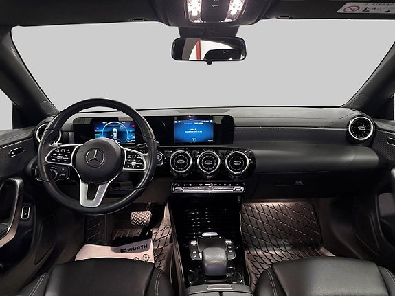 Mercedes-Benz CLA250 e 12 of 22