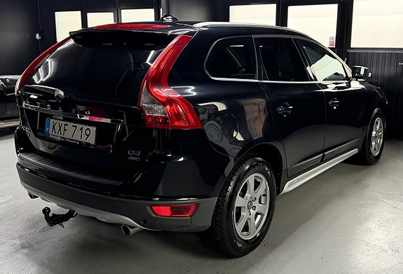Volvo XC60 4 of 5
