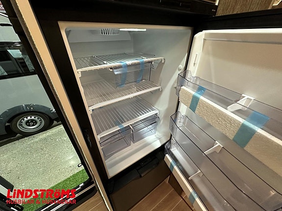 CI Magis 82 XT 165hk Aut Badrum bak INKOMMANDE Ränta 3,95% 11 of 27
