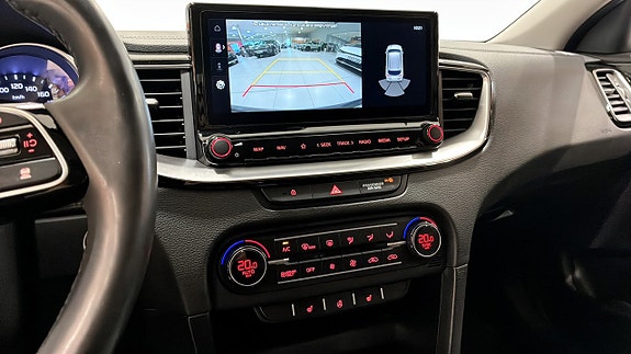 Kia Ceed 15 of 17