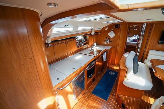 Jeanneau 49i 5 of 5