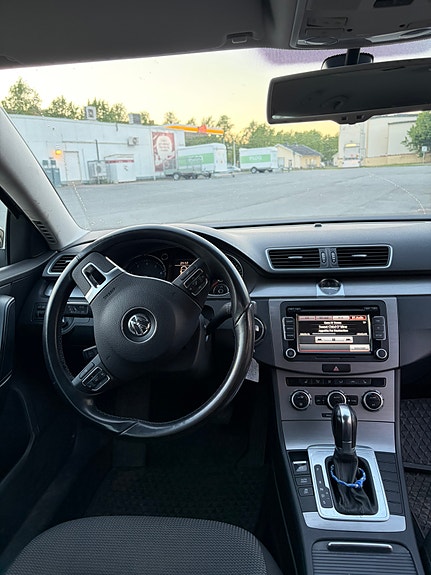 Volkswagen Passat 5 of 5