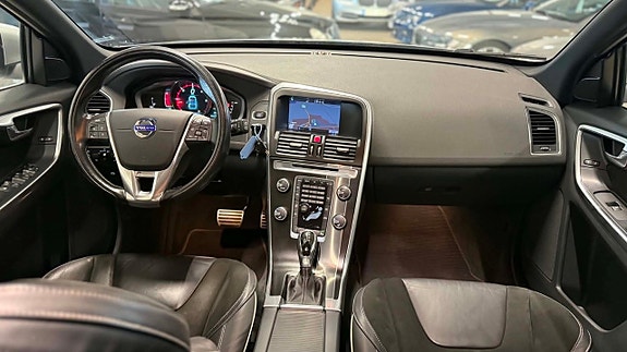 Volvo XC60 13 of 21
