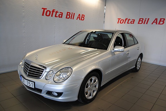 Mercedes-Benz E200