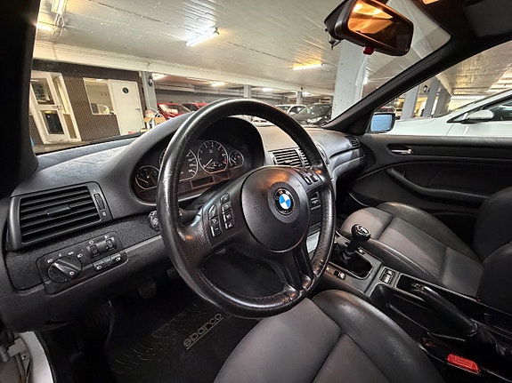BMW 318i 9 of 13