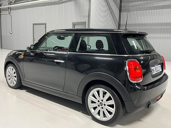 MINI Cooper 5 of 5