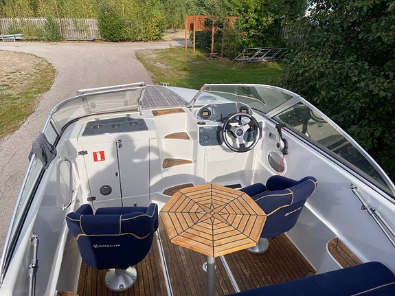 Finnmaster 5700DC, Yamaha 115hk samt 80 EU trailer nyservat 2 of 8