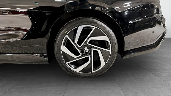 Volkswagen ID.7 7 of 15