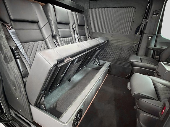 Mercedes-Benz Sprinter 319 17 of 21