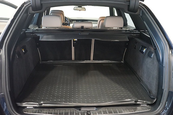 BMW 523i 9 of 10