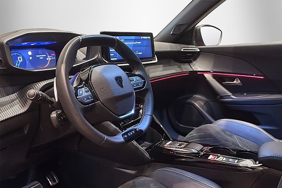 Peugeot 2008 4 of 5